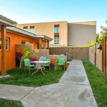 Inn 1 - Downtown 1 Bedroom Unit, Sleeps 6 With Shared Hot Tub Moab Extérieur photo