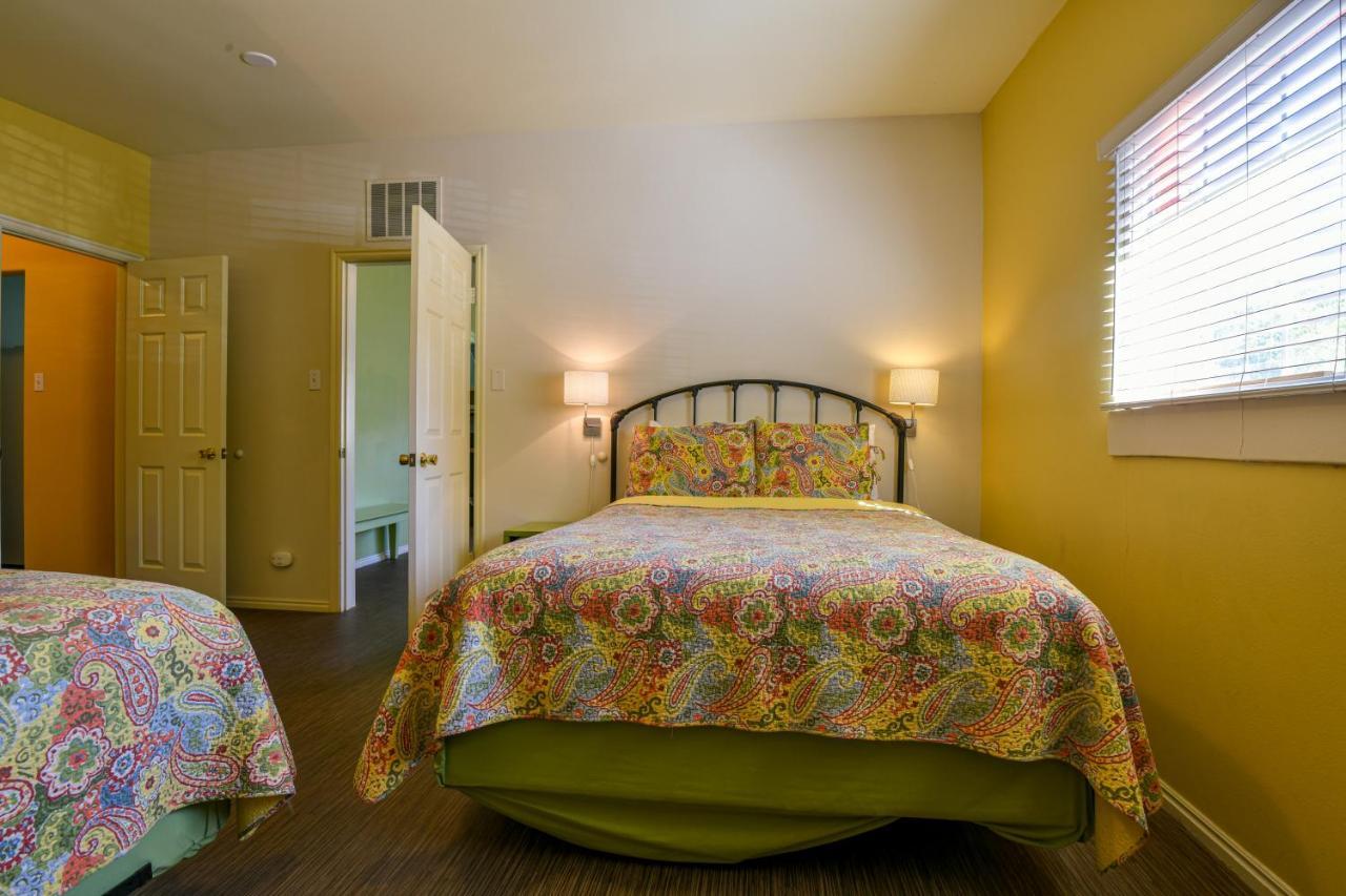 Inn 1 - Downtown 1 Bedroom Unit, Sleeps 6 With Shared Hot Tub Moab Extérieur photo