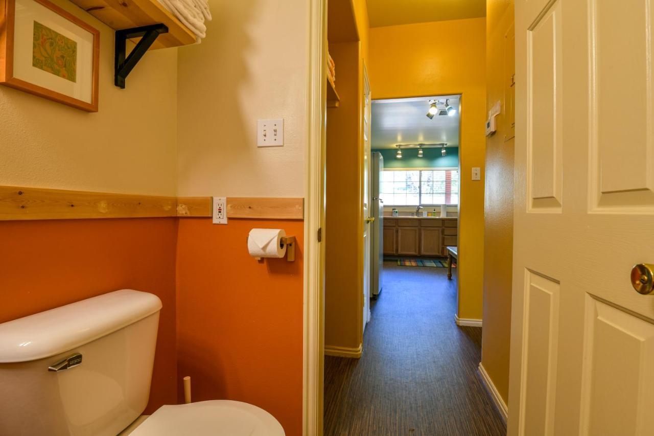 Inn 1 - Downtown 1 Bedroom Unit, Sleeps 6 With Shared Hot Tub Moab Extérieur photo